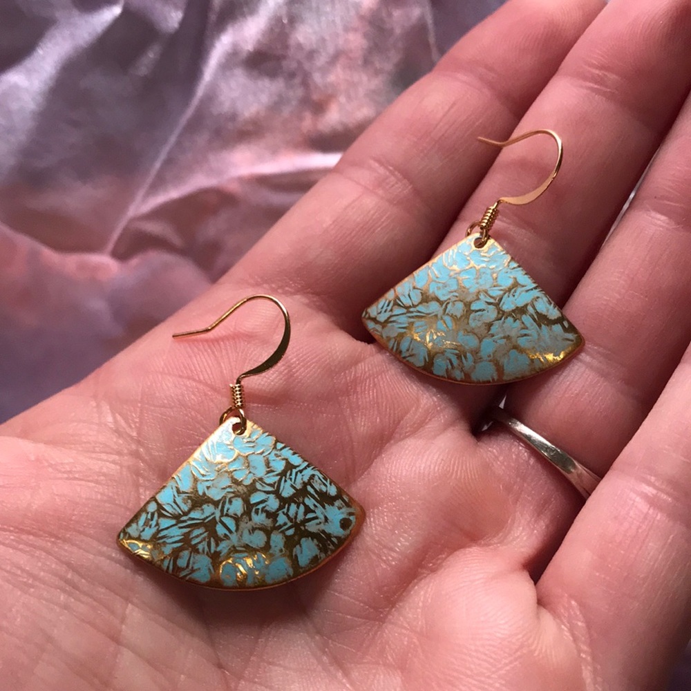 Dangle earrings - Picture 2 of 2